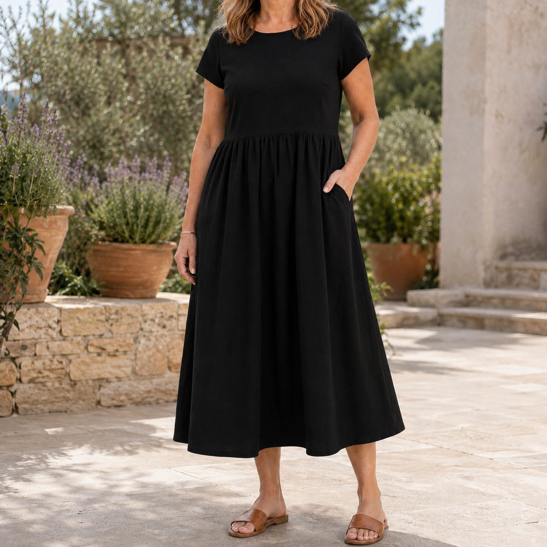Ilaria Relaxed Midi Dress - Black