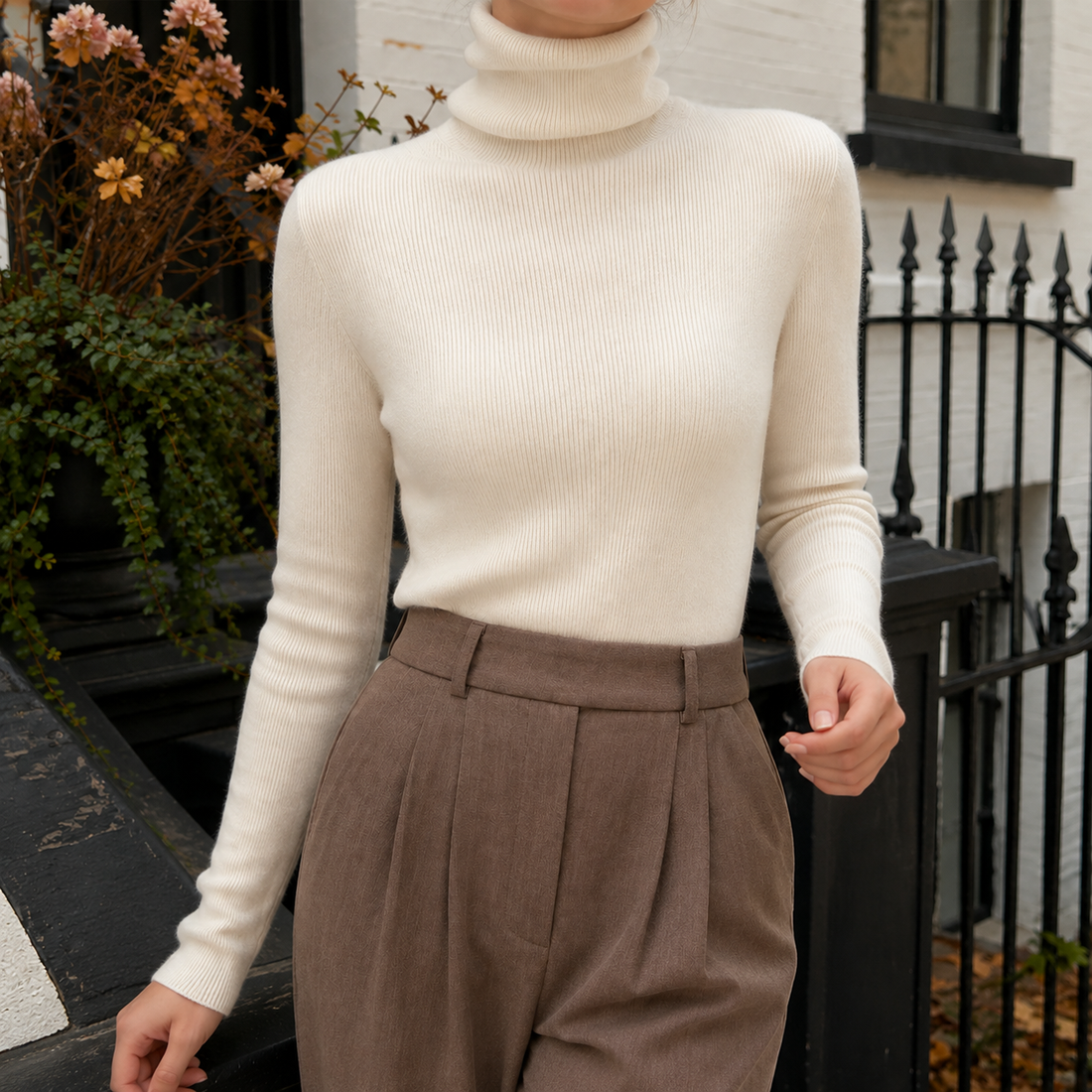 Genevieve-Rose Cashmere Sweater - Cream