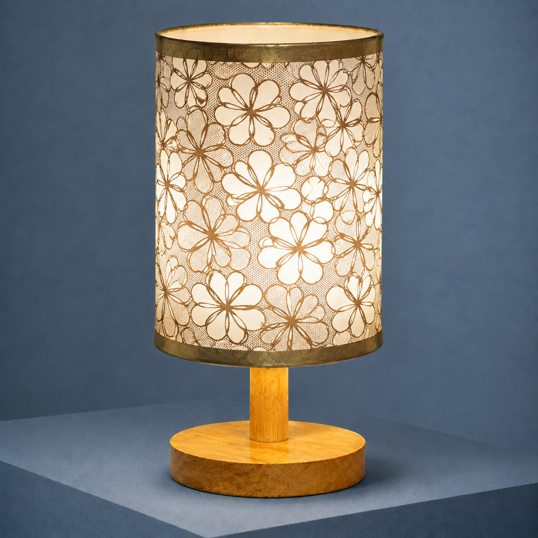 Frostwood Bamboo Lamp - Silver Floral