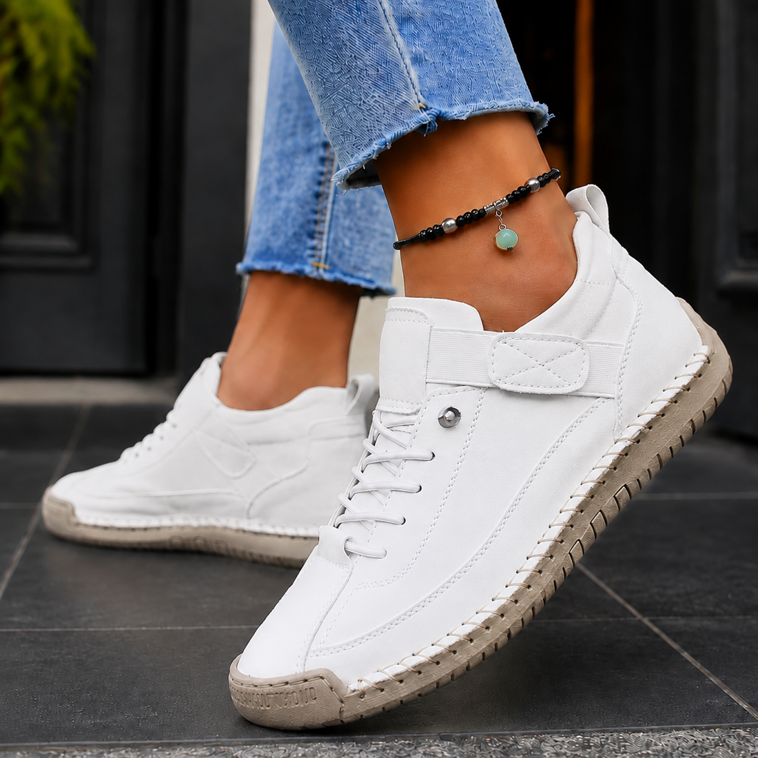 Dandolo Orthopedic Sneakers - White