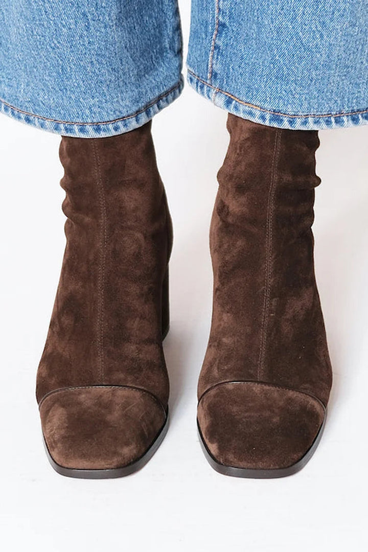 Women’s Heeled Ankle Boots – Suede Style
