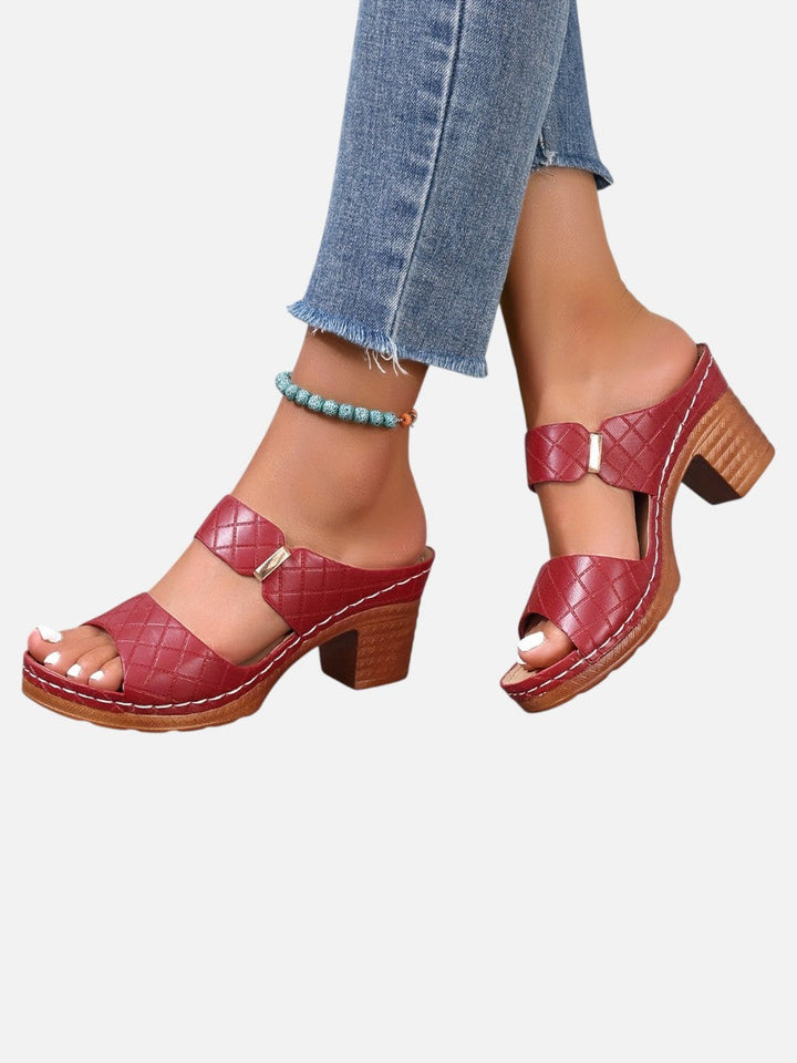 Women’s Comfort Block Heel Sandals – Quilted Leather Look