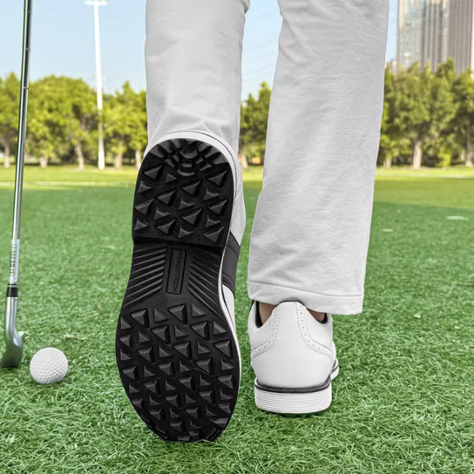 Fairway Classic Golf Shoe