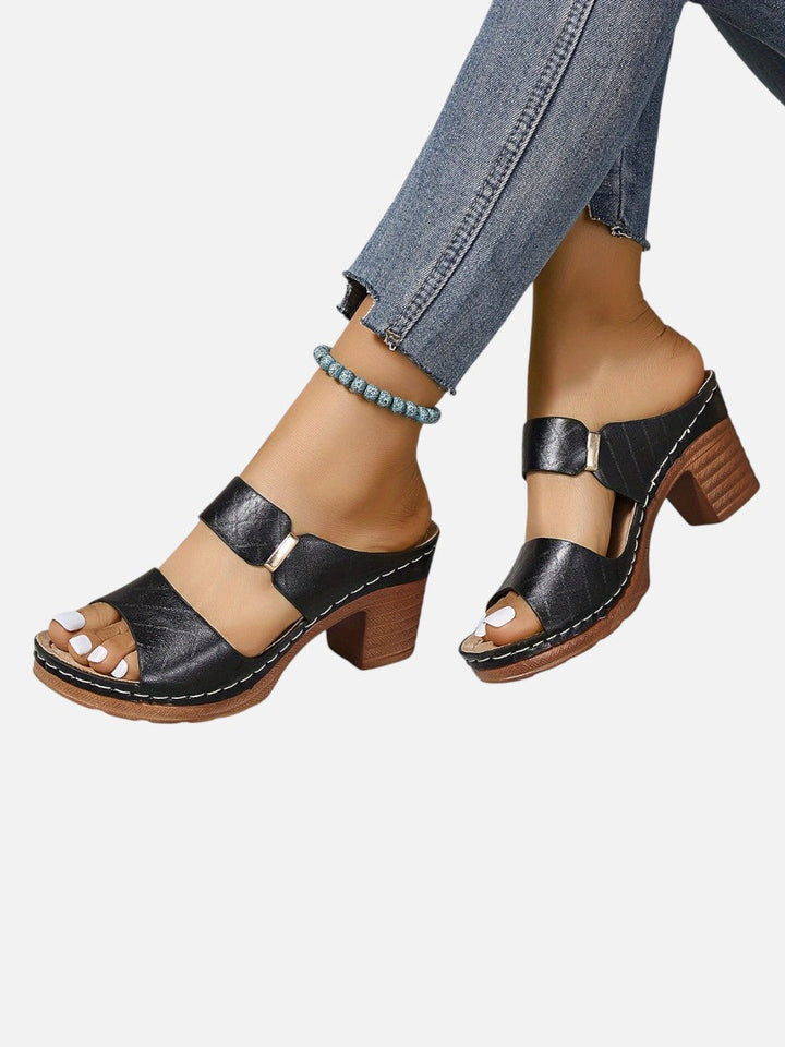 Women’s Comfort Block Heel Sandals – Quilted Leather Look