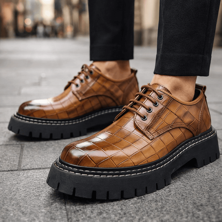 Darsen Platform Shoes