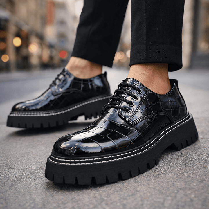 Darsen Platform Shoes