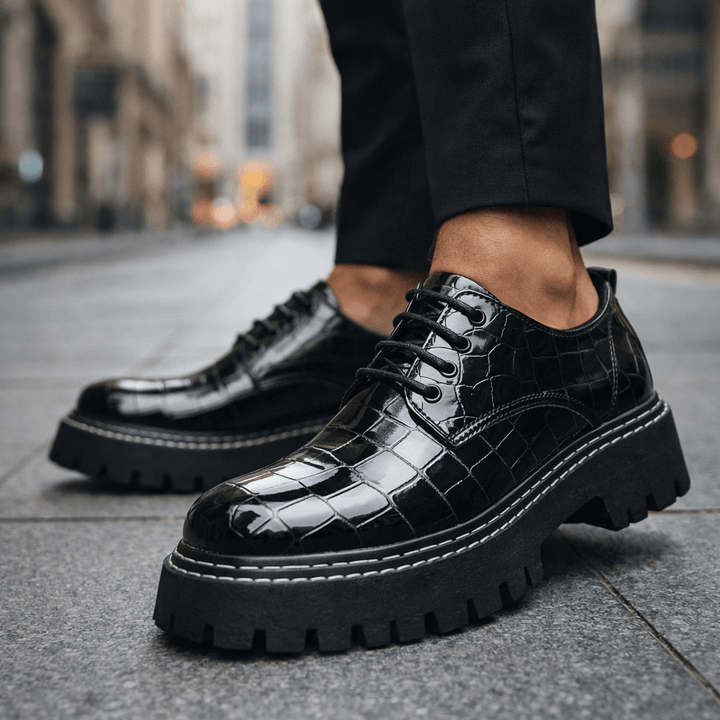 Darsen Platform Shoes