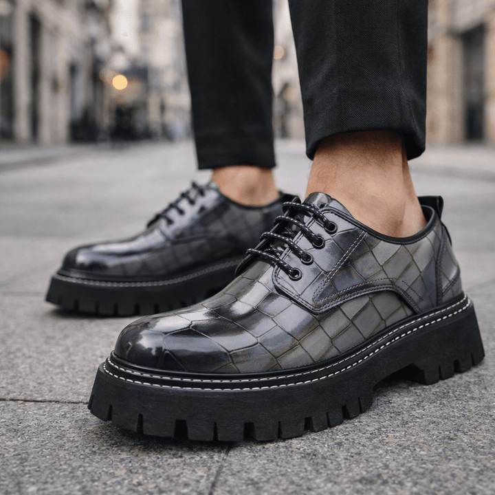 Darsen Platform Shoes
