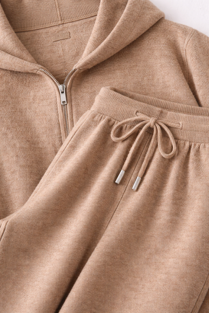 Maison Cashmere Signature Set
