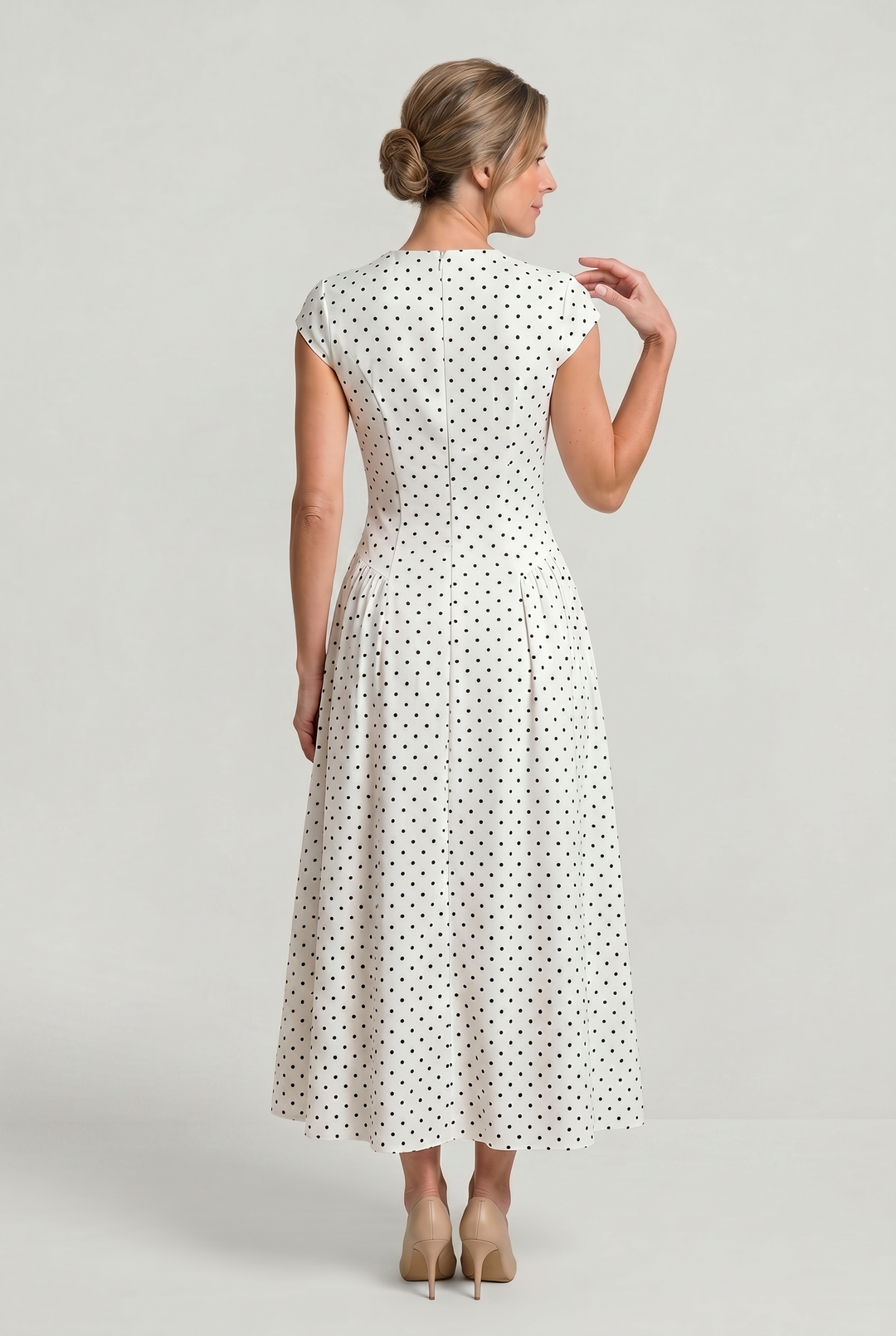 Women’s Polka Dot Maxi Dress with Round Neck and A Line Silhouette