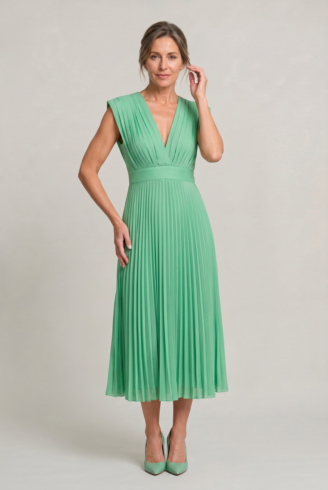 Women’s Pleated Midi V-Neck Wedding Guest Dress