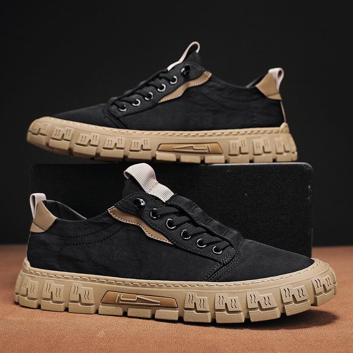Highland Premium Sneakers