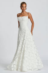 Selvira | Elegant Lace Maxi Evening Dress