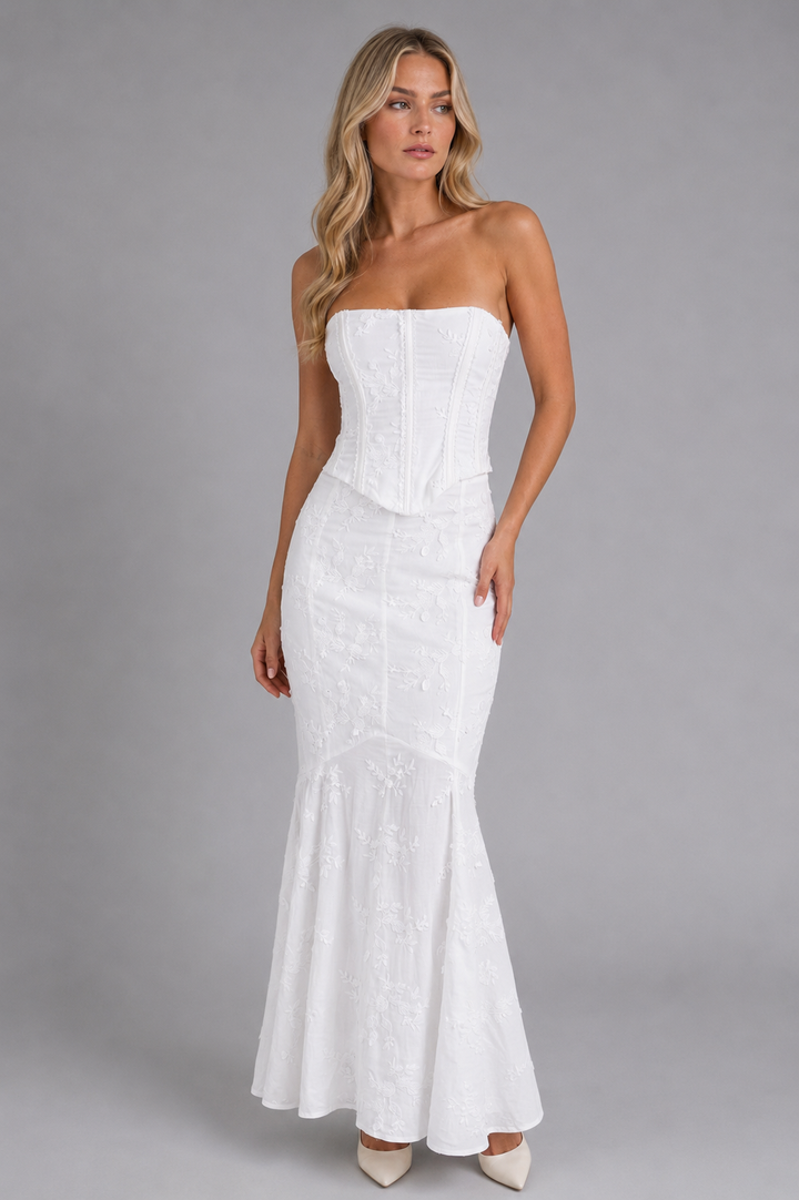 Women’s Strapless Lace Maxi Dress - Sculpted Corset Style