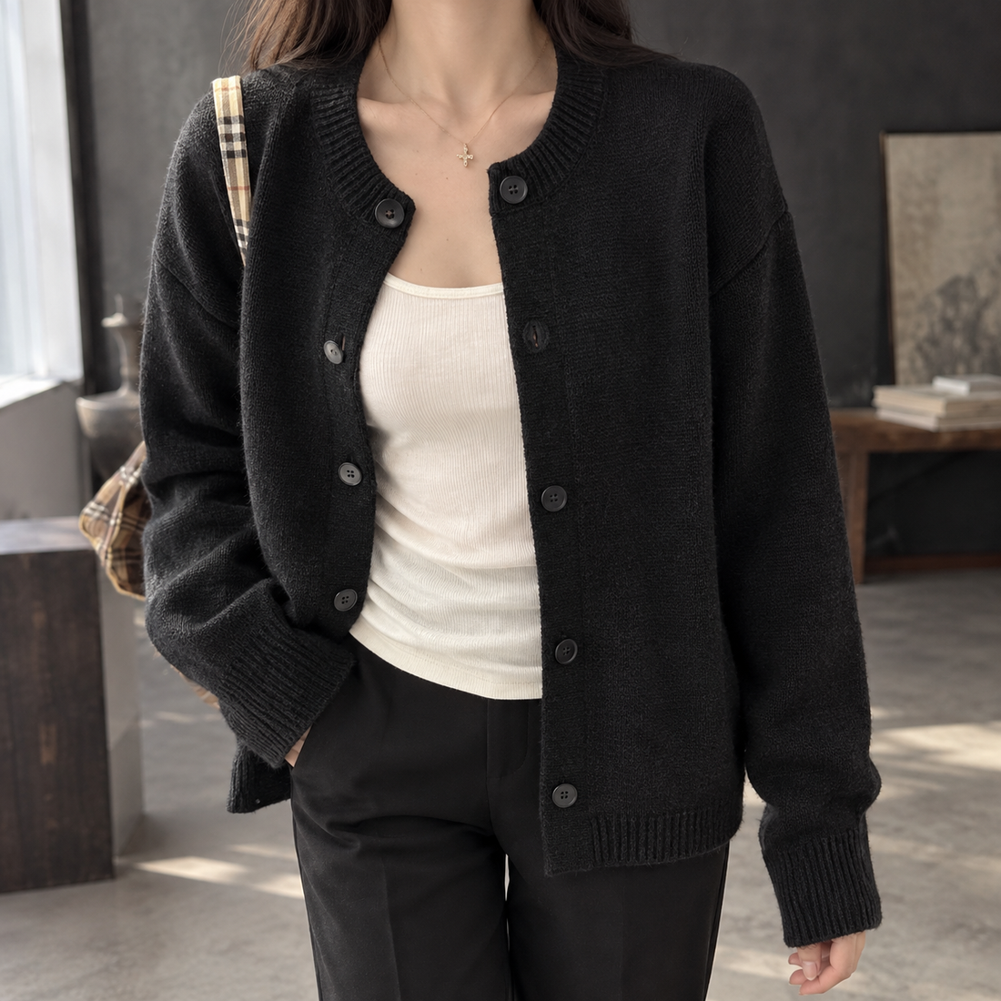 Alma Relaxed Cardigan - Black