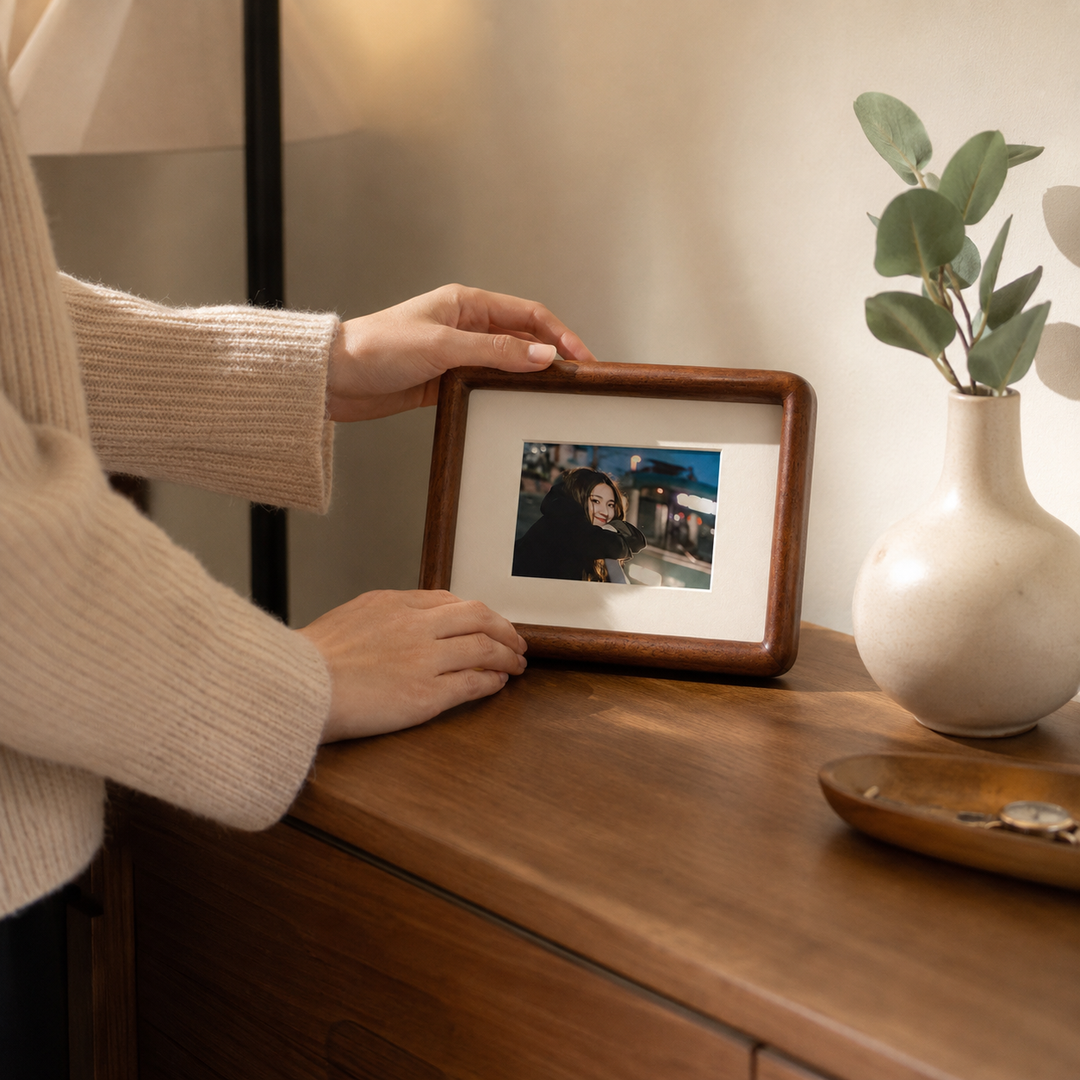 Florian Rounded Photo Frame - Styled Room Scene