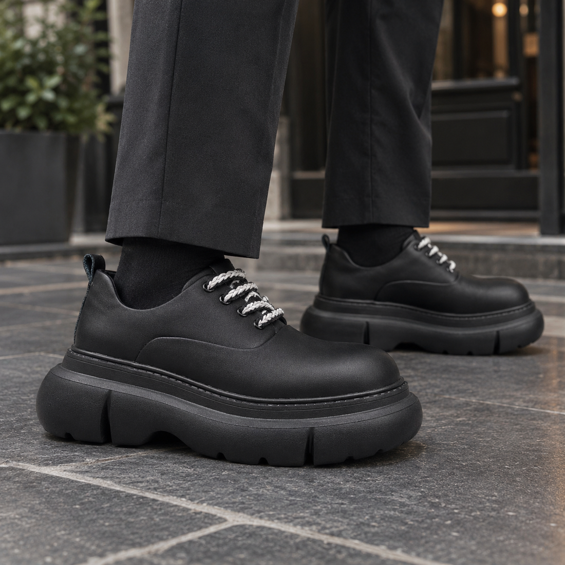 Cosenza-Napoli Leather Derby Shoes - Black