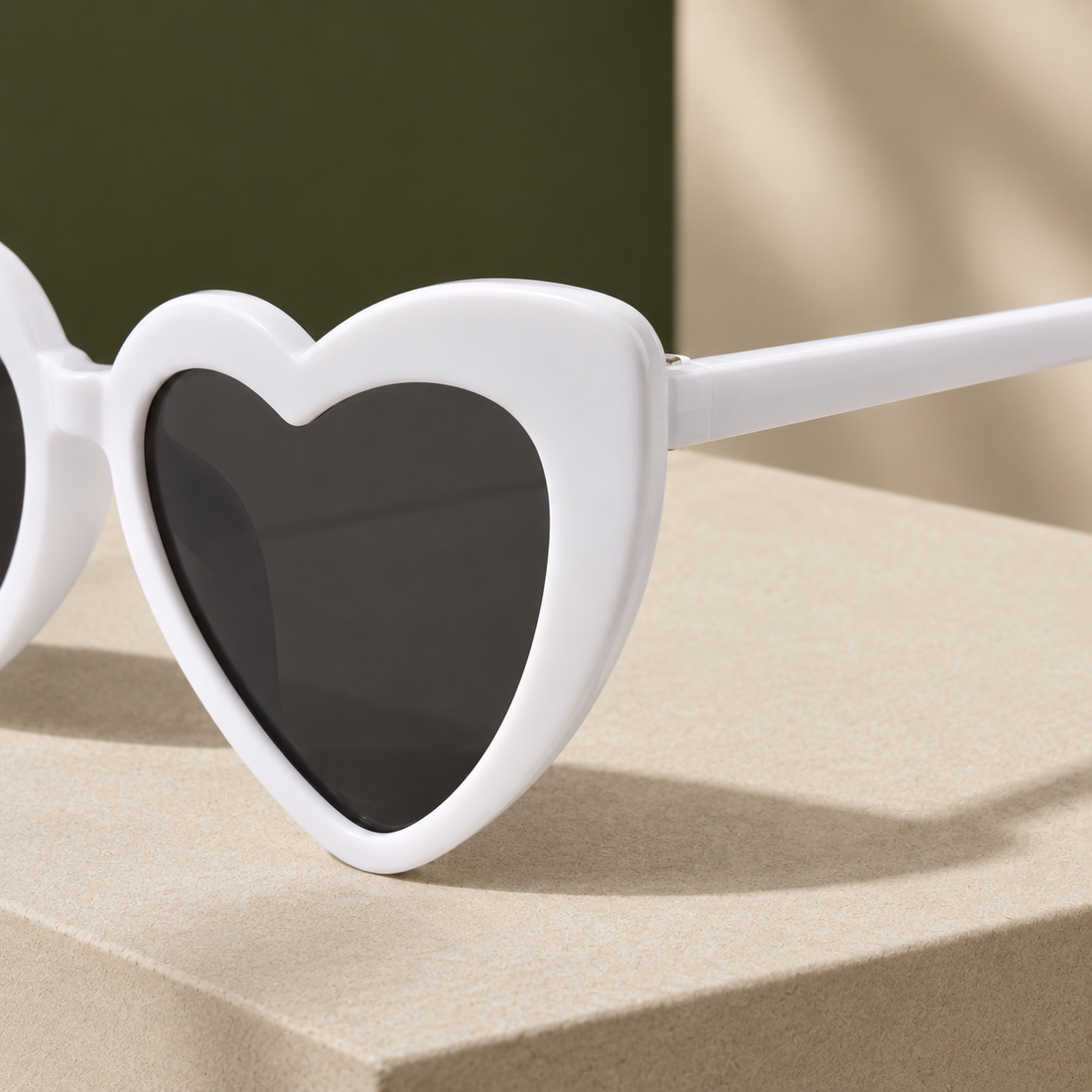 Valentine Heart Sunglasses - Lead Product Detail