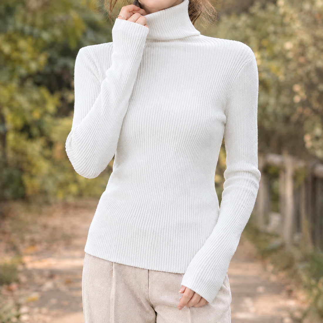 Valerie-Sage Turtleneck Sweater - White