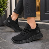 Magenta Knit Sneakers - Black