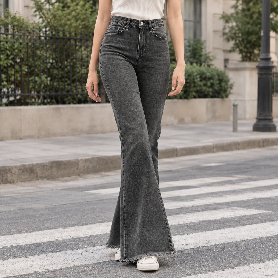 Lucille-Sage Flared Jeans - Black Gray