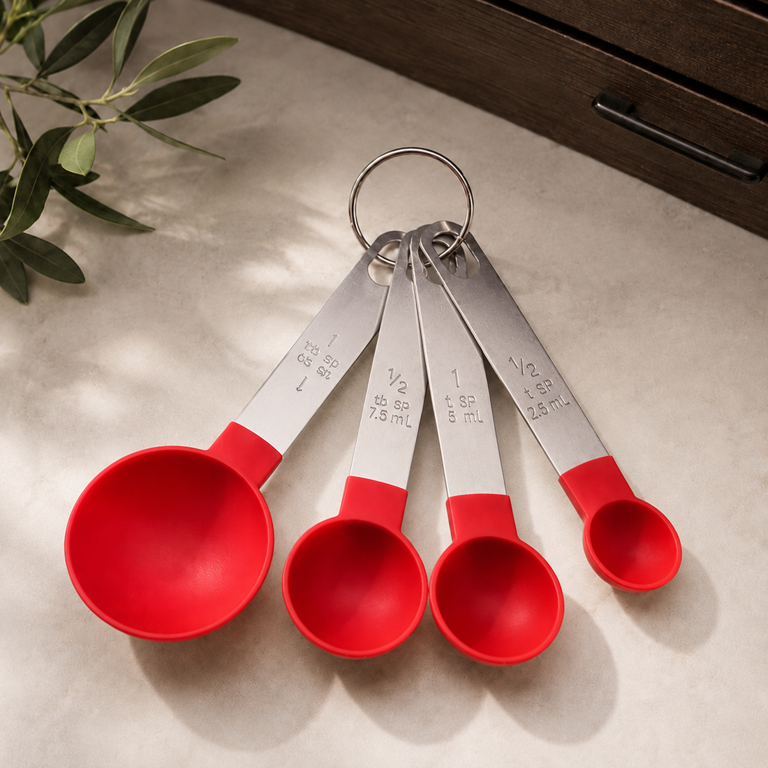 Yannick Stainless Measuring Spoons - Red