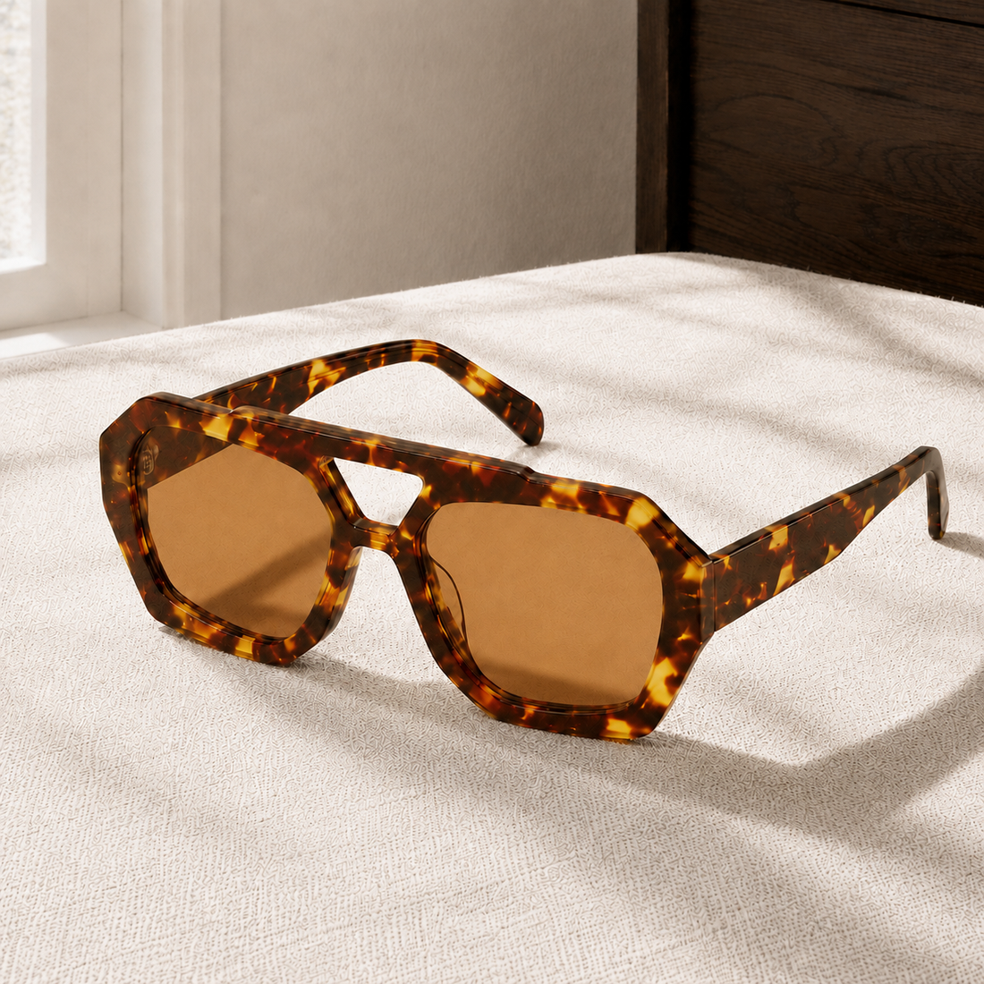 Octavian Retro Sunglasses - Amber