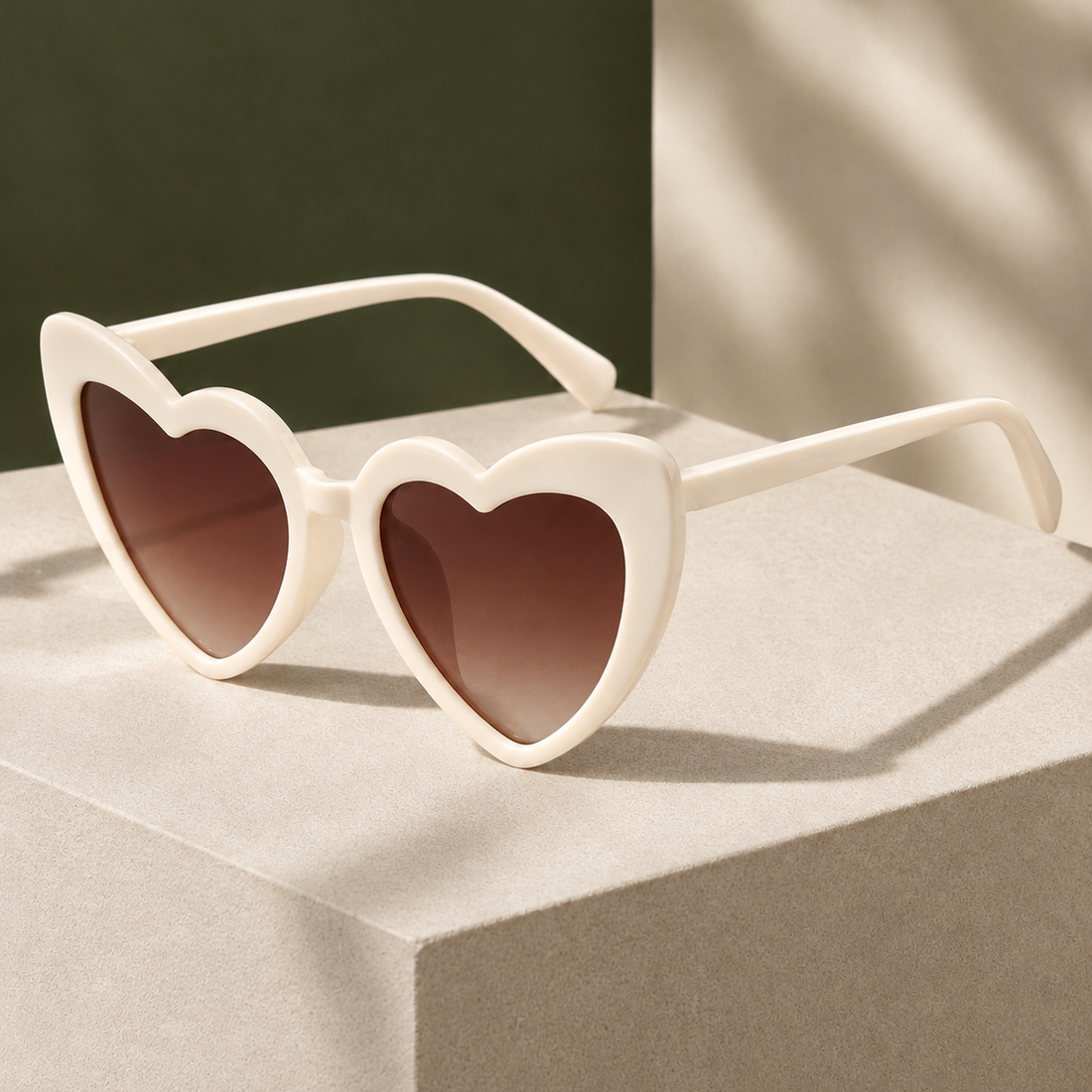 Valentine Heart Sunglasses - Off-white