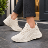 Magenta Knit Sneakers - Beige