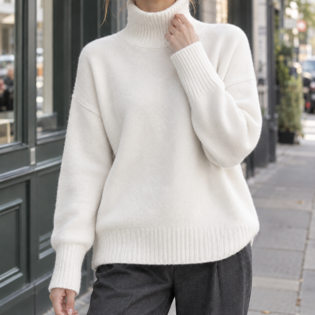 Sylvaine-Eve Turtleneck Sweater - White