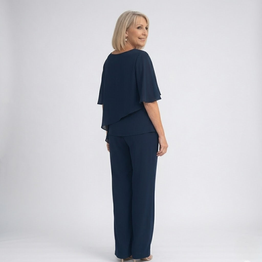 Women’s Elegant Two-Piece Suit – Formal Style