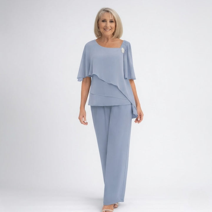 Women’s Elegant Two-Piece Suit – Formal Style